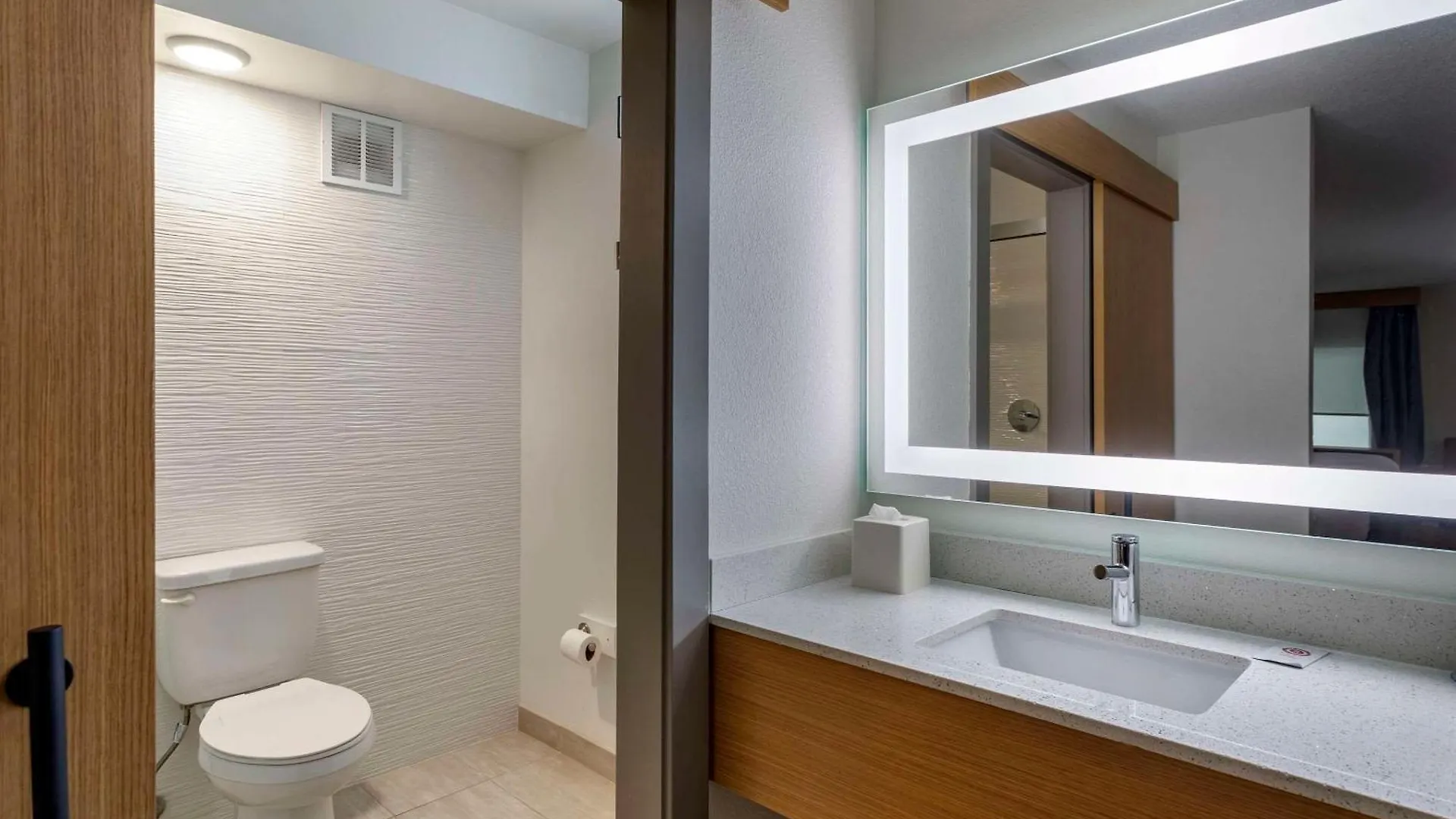Comfort Inn & Suites Nashville Downtown - Stadium 2*,  États-Unis