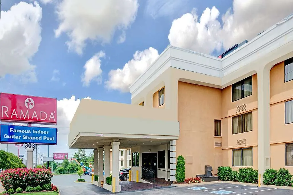 Comfort Inn & Suites Nashville Downtown - Stadium Hotel