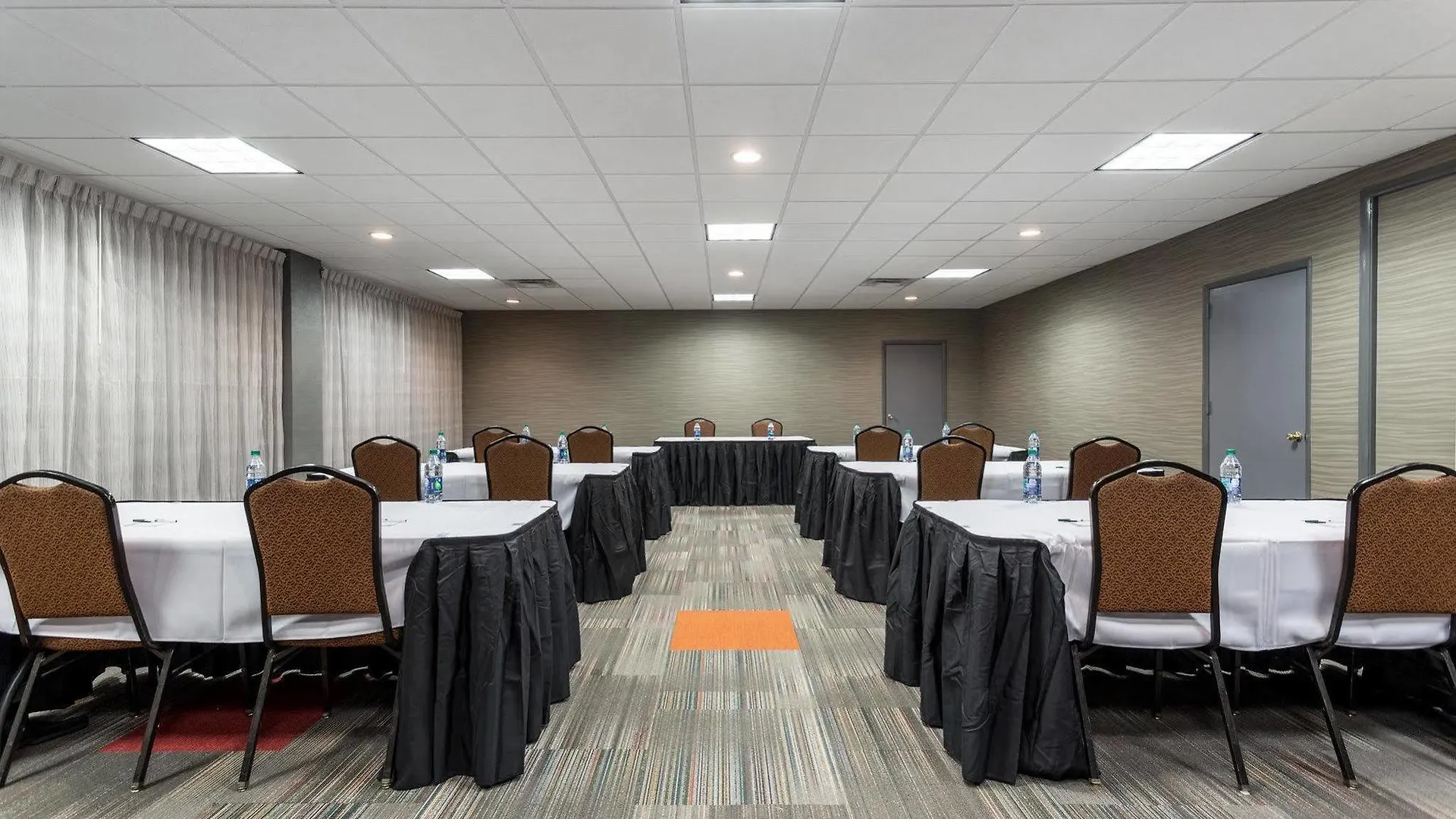 Hotel Comfort Inn & Suites Nashville Downtown - Stadium
