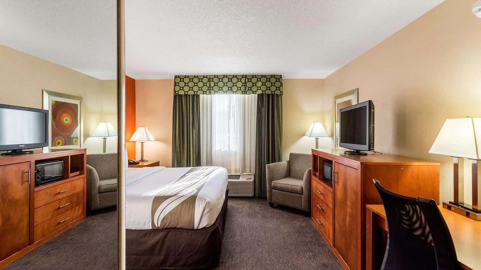 Hotel Comfort Inn & Suites Nashville Downtown - Stadium